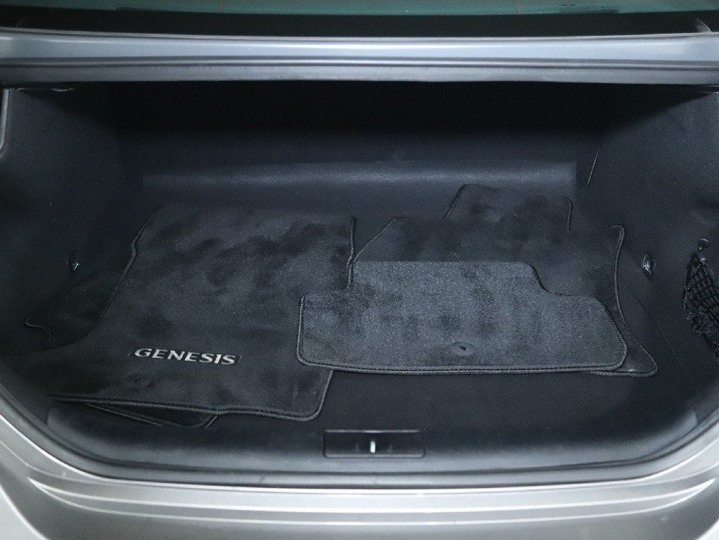 2024 Genesis G70 2.5T