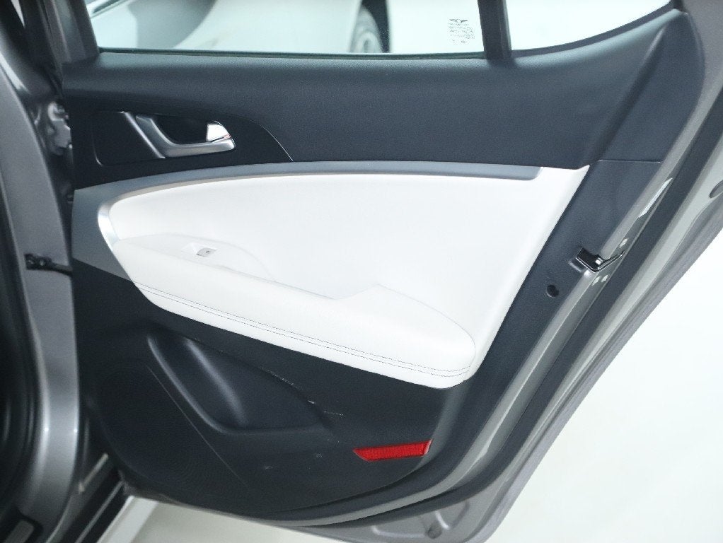 2024 Genesis G70 2.5T