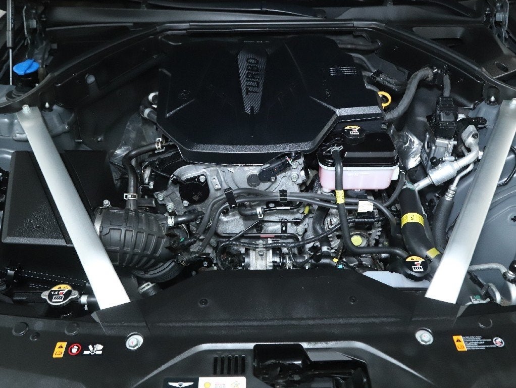 2024 Genesis G70 2.5T