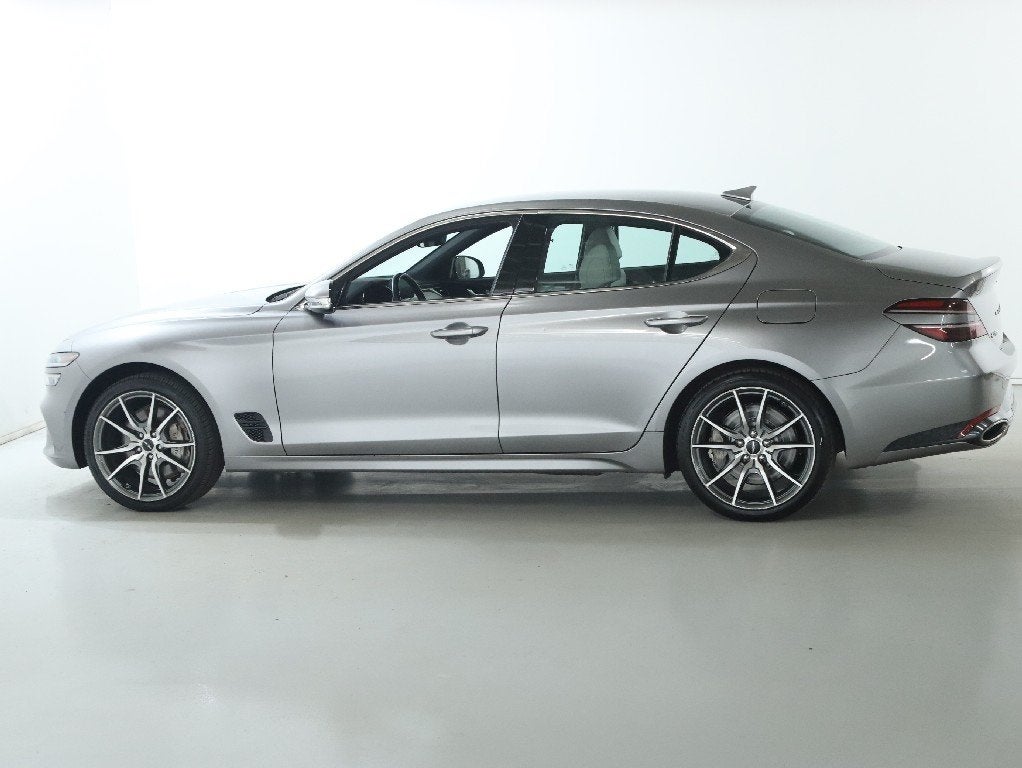 2024 Genesis G70 2.5T