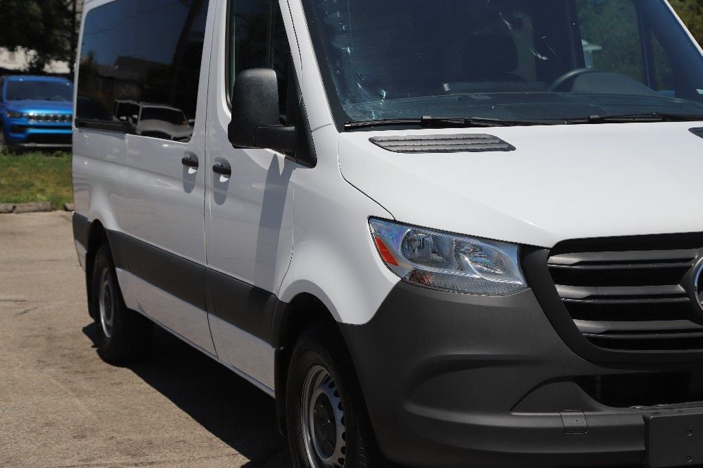 2024 Mercedes-Benz Sprinter 2500 Passenger 144 WB
