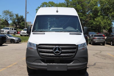 2024 Mercedes-Benz Sprinter 2500 Passenger 144 WB
