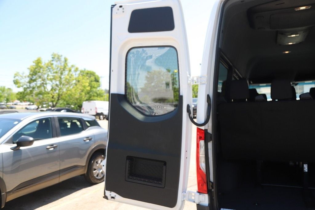 2024 Mercedes-Benz Sprinter 2500 Passenger 144 WB