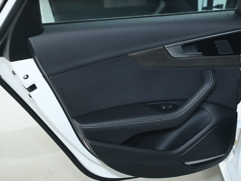 2023 Audi A4 45 S line Premium Plus quattro