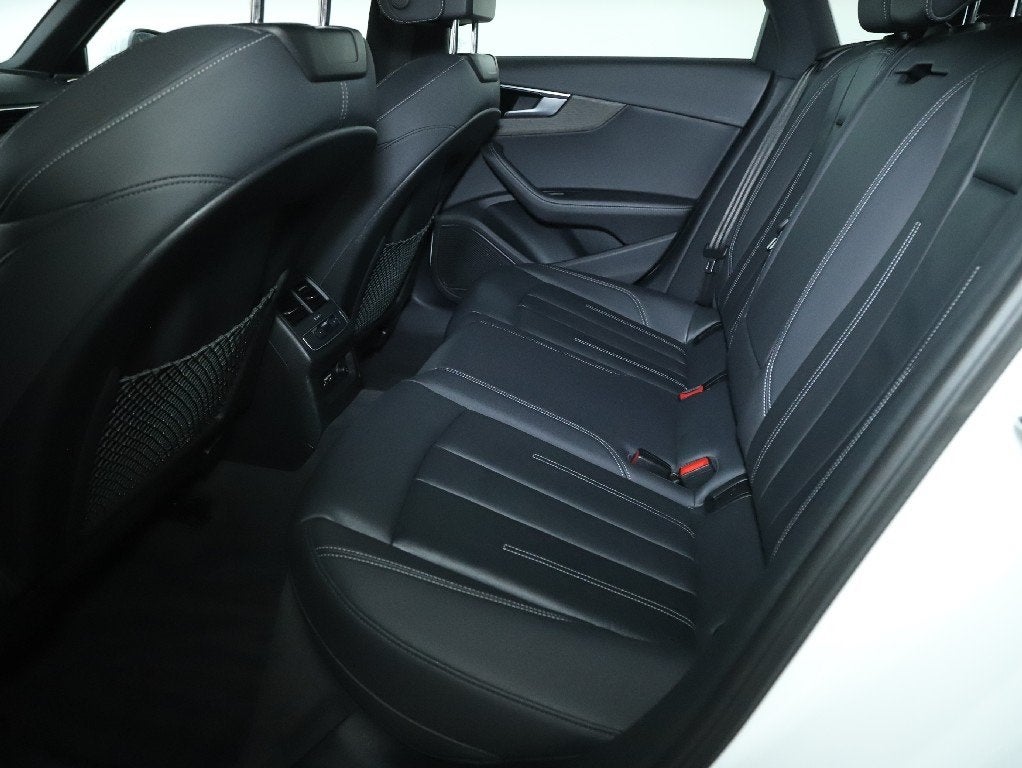 2023 Audi A4 45 S line Premium Plus quattro