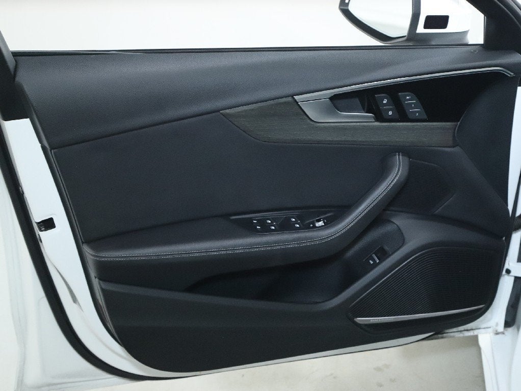 2023 Audi A4 45 S line Premium Plus quattro