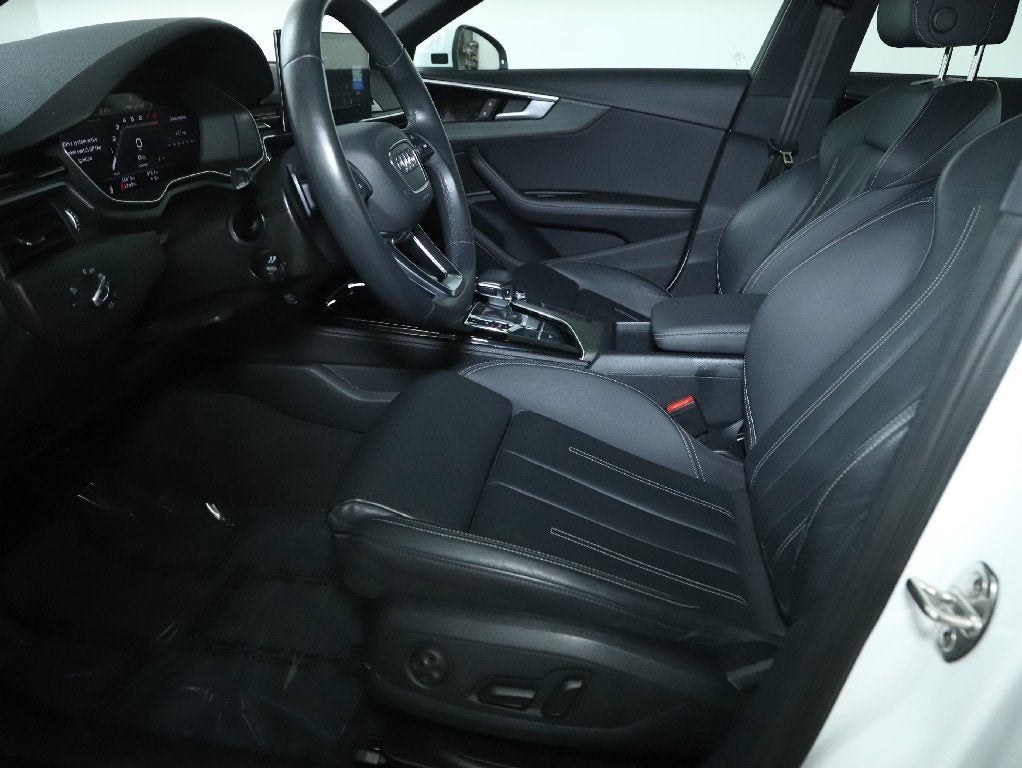 2023 Audi A4 45 S line Premium Plus quattro
