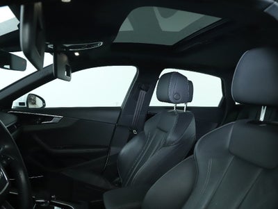 2023 Audi A4 45 S line Premium Plus quattro