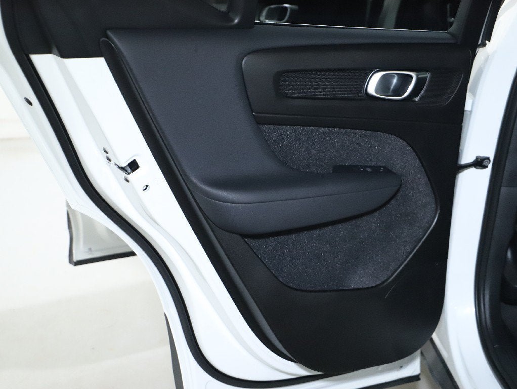 2024 Volvo XC40 B5 Core