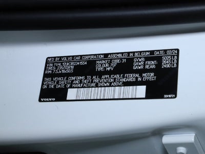 2024 Volvo XC40 B5 Core