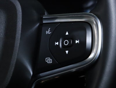 2024 Volvo XC40 B5 Core
