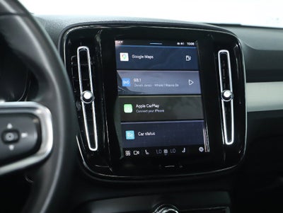 2024 Volvo XC40 B5 Core