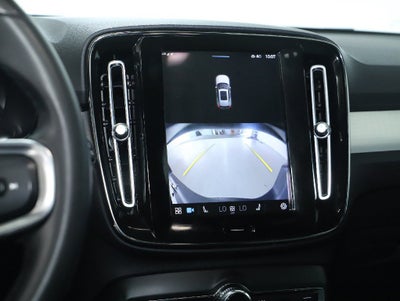 2024 Volvo XC40 B5 Core