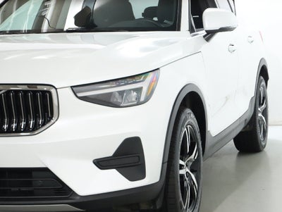 2024 Volvo XC40 B5 Core