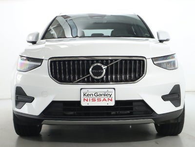 2024 Volvo XC40 B5 Core
