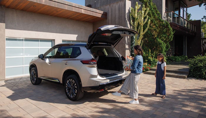 Ken Ganley Nissan Mayfield in Mayfield Heights OH