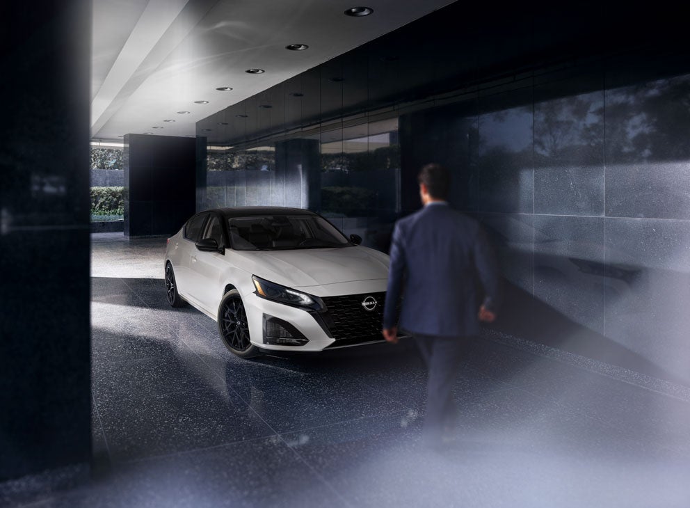 Ken Ganley Nissan Mayfield in Mayfield Heights OH