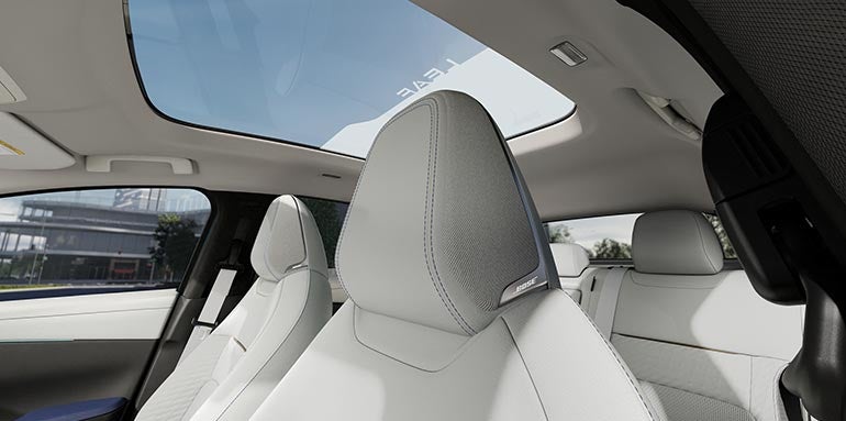 Ken Ganley Nissan Mayfield in Mayfield Heights OH