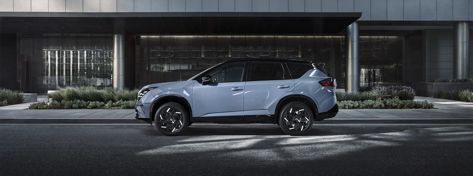 Ken Ganley Nissan Mayfield in Mayfield Heights OH