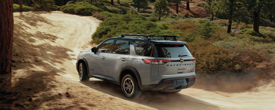 Ken Ganley Nissan Mayfield in Mayfield Heights OH