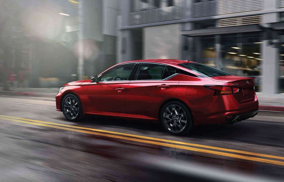 Ken Ganley Nissan Mayfield in Mayfield Heights OH