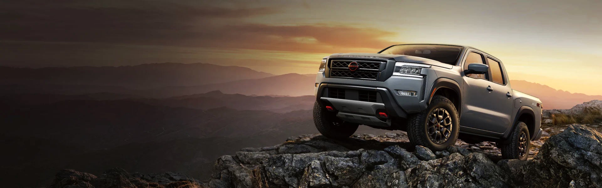 The instrument board console on the 2024 Nissan Frontier in Mayfield Heights, OH