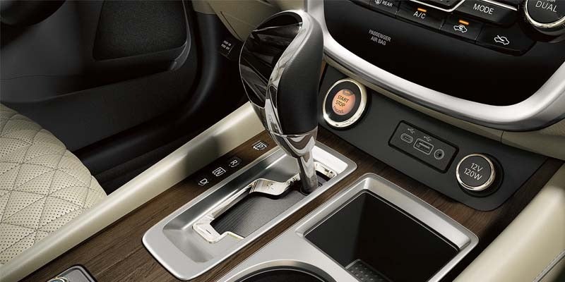 The gearshift in the 2024 Nissan Murano in Mayfield Heights, OH