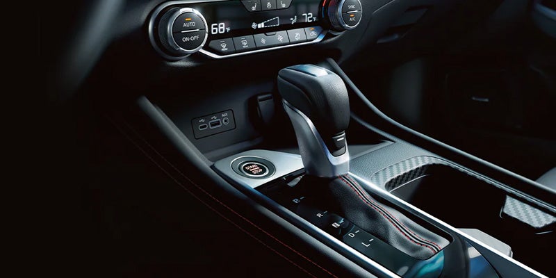 The gearshift in the 2024 Nissan Sentra in Mayfield Heights, OH
